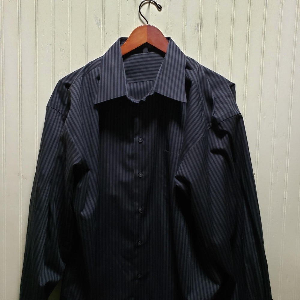 Axcess Dress Shirt Mens 17.5 34/35 Black Stripe Wrinkle Free Long Sleeve Woven